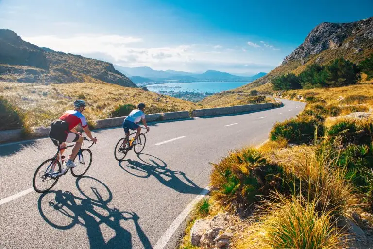 Hemorroides y ciclismo. ¿Puedo montar en bicicleta si sufro hemorroides?